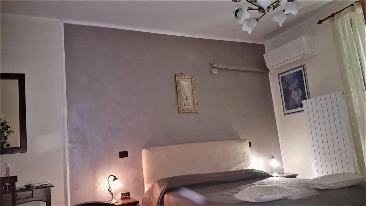 Elisa House Bed & Breakfast Foligno Dış mekan fotoğraf
