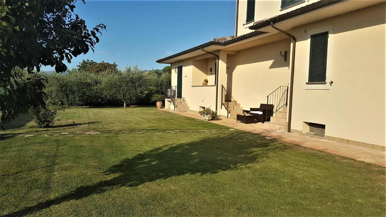 Elisa House Bed & Breakfast Foligno Dış mekan fotoğraf